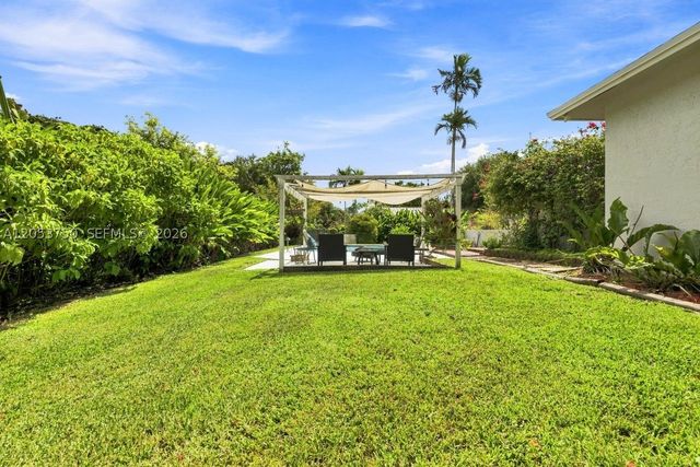 8445 SW 181st Ter, Palmetto Bay, FL 33157