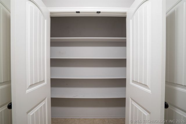 14613 E 112th Place N, Owasso, OK 74055