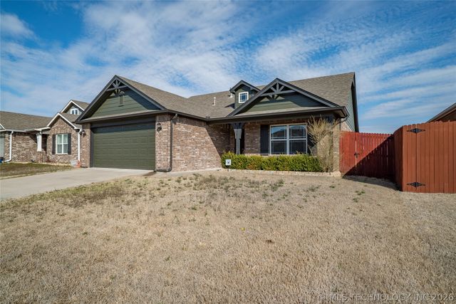 14613 E 112th Place N, Owasso, OK 74055