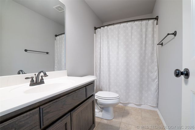 14613 E 112th Place N, Owasso, OK 74055