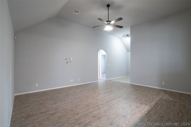 14613 E 112th Place N, Owasso, OK 74055