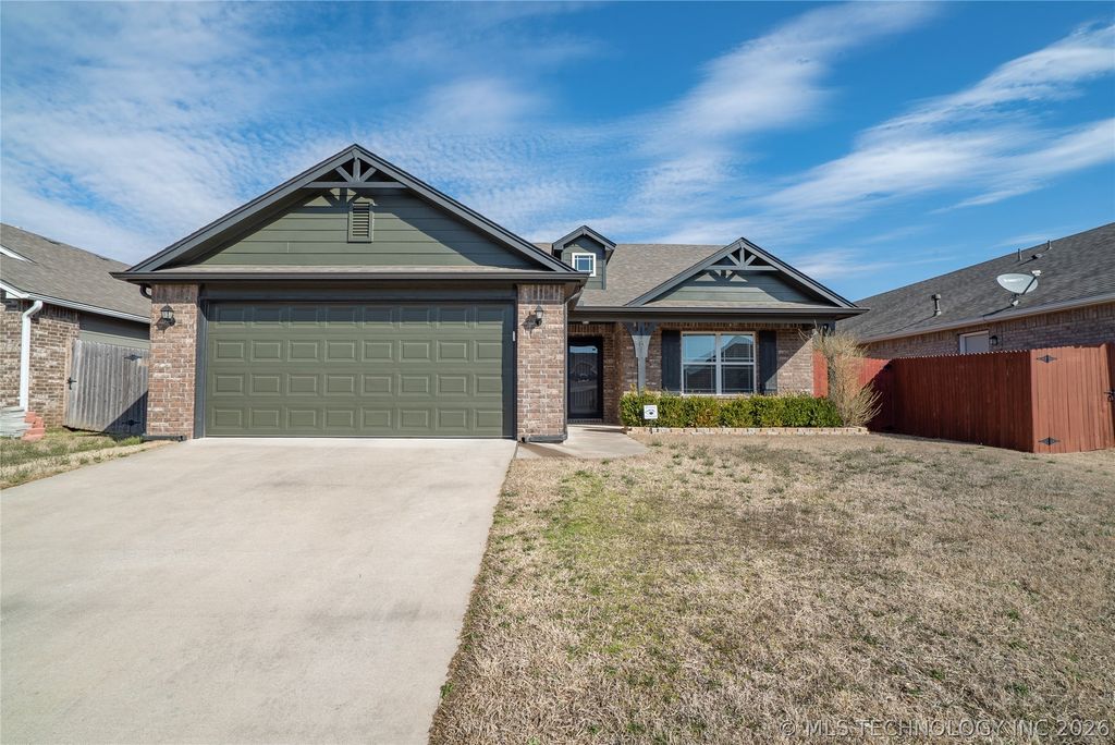 14613 E 112th Place N, Owasso, OK 74055