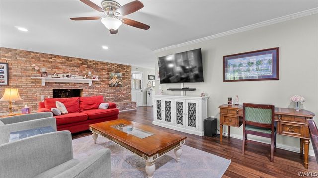 13647 Valerie Dawn, Northport, AL 35475