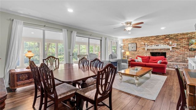 13647 Valerie Dawn, Northport, AL 35475