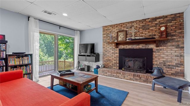 13647 Valerie Dawn, Northport, AL 35475