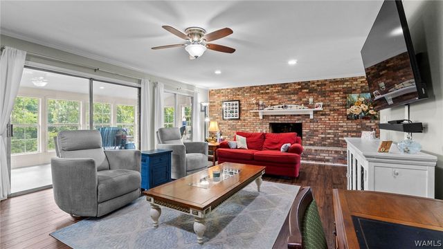 13647 Valerie Dawn, Northport, AL 35475