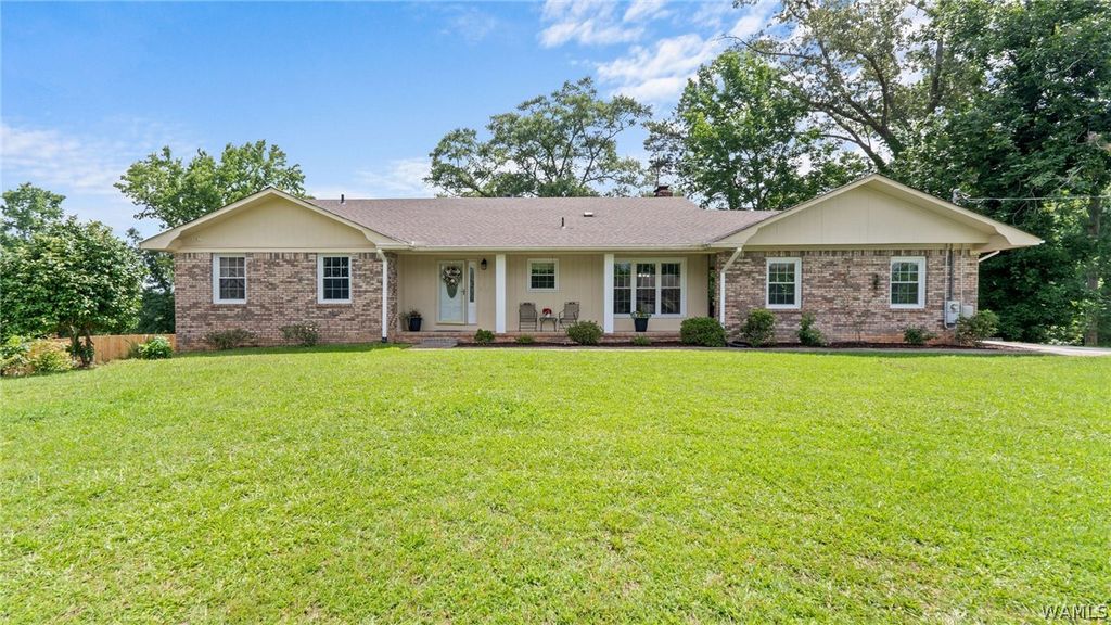 13647 Valerie Dawn, Northport, AL 35475