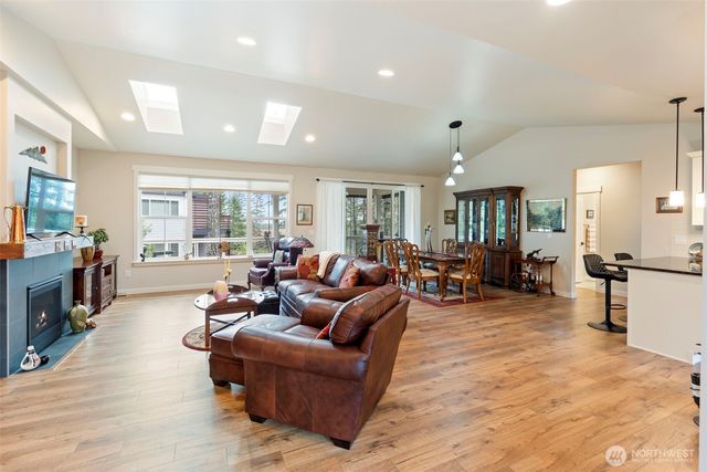 71 E Hemlock Court, Union, WA 98592