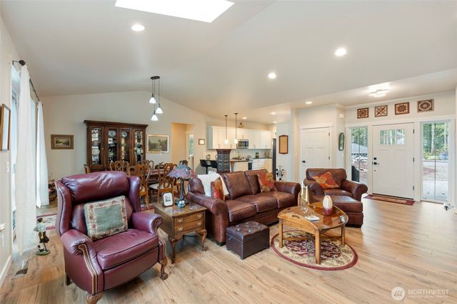 71 E Hemlock Court, Union, WA 98592