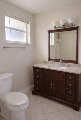 823 Lynnwood Drive, Lake Worth Beach, FL 33461