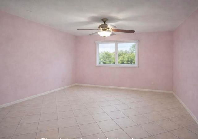 823 Lynnwood Drive, Lake Worth Beach, FL 33461
