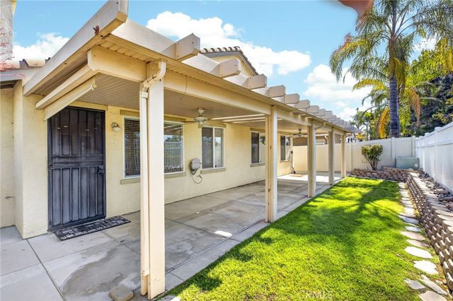 32389 Pensador Street, Temecula, CA 92592