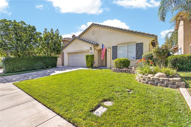 32389 Pensador Street, Temecula, CA 92592