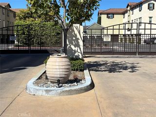 120 S Pacific Ave 34, Santa Ana, CA 92703