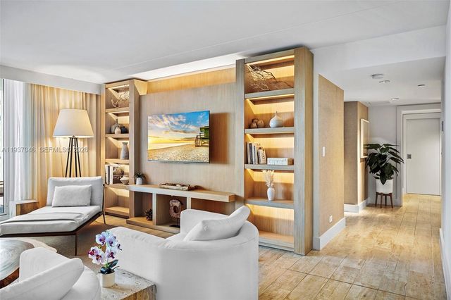 102 24th St 1207, Miami Beach, FL 33139