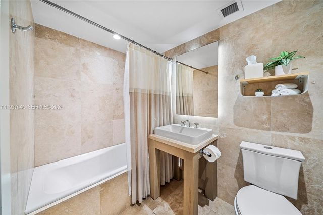 102 24th St 1207, Miami Beach, FL 33139