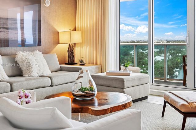 102 24th St 1207, Miami Beach, FL 33139