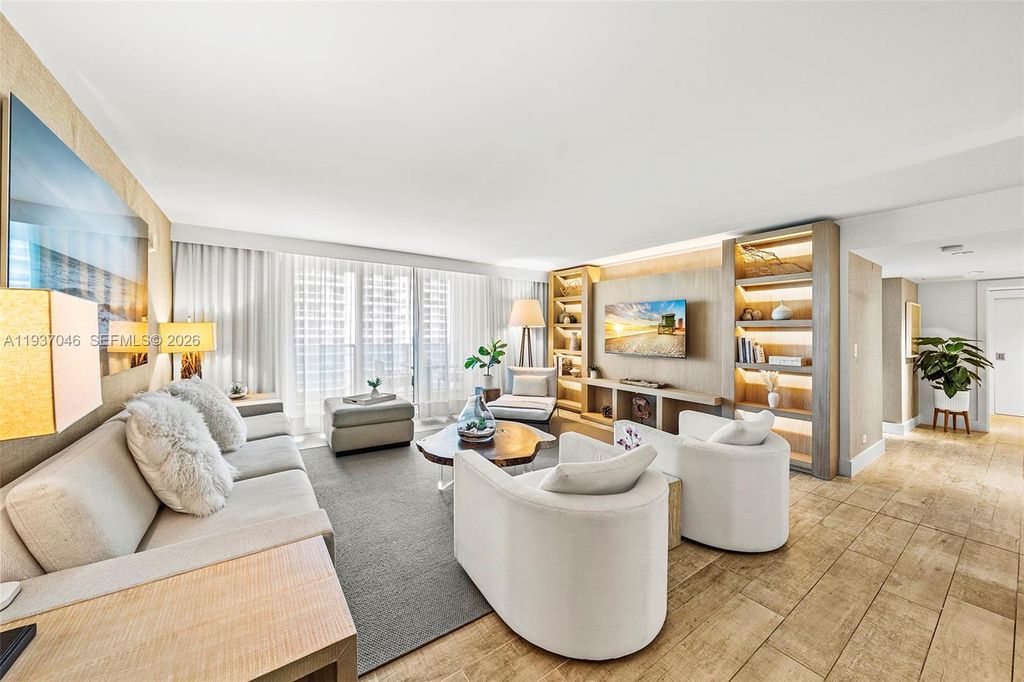 102 24th St 1207, Miami Beach, FL 33139