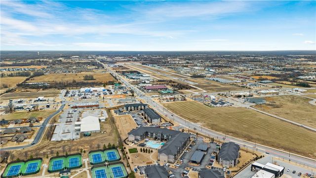 I Street, Bentonville, AR 72712