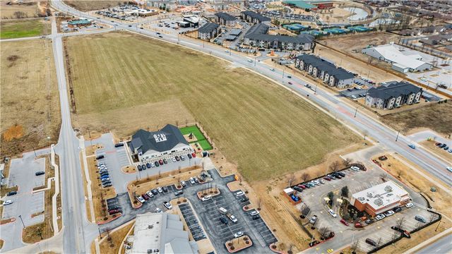 I Street, Bentonville, AR 72712