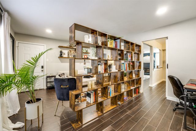 8085 Meadow Road 126, Dallas, TX 75231