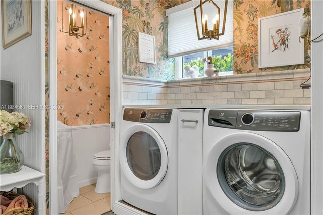 1539 Funston St, Hollywood, FL 33020