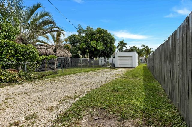1539 Funston St, Hollywood, FL 33020