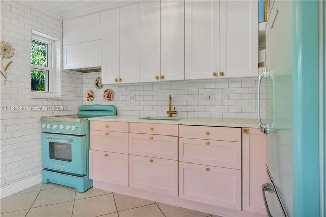 1539 Funston St, Hollywood, FL 33020