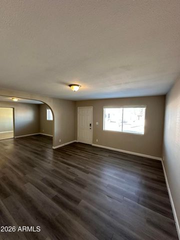 3221 E CAPITAN DREYFUS Avenue, Phoenix, AZ 85032