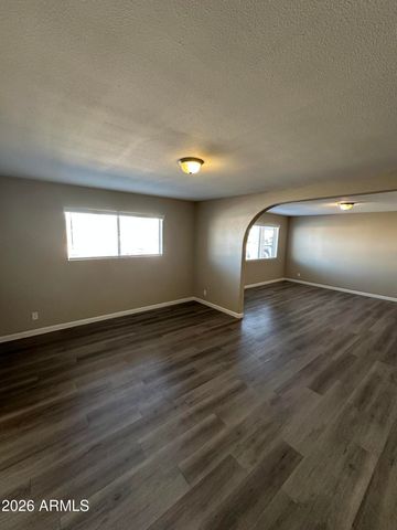 3221 E CAPITAN DREYFUS Avenue, Phoenix, AZ 85032