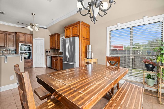 112 Waterfall Court, Azle, TX 76020