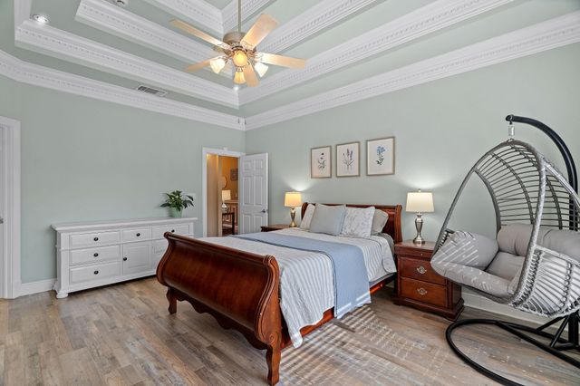 112 Waterfall Court, Azle, TX 76020