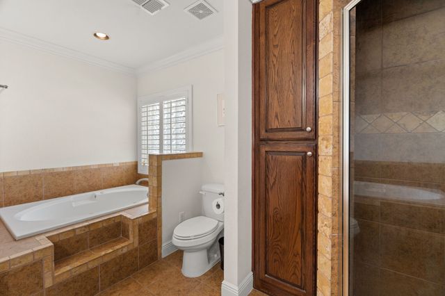 112 Waterfall Court, Azle, TX 76020