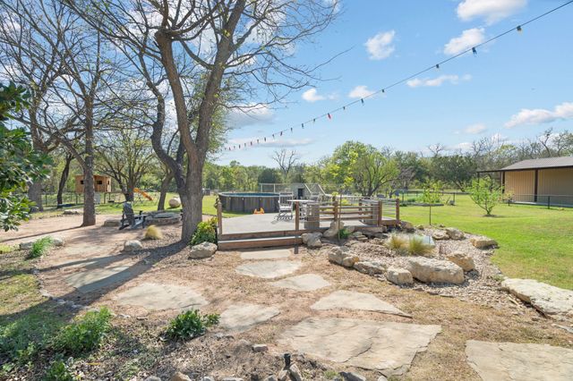 112 Waterfall Court, Azle, TX 76020