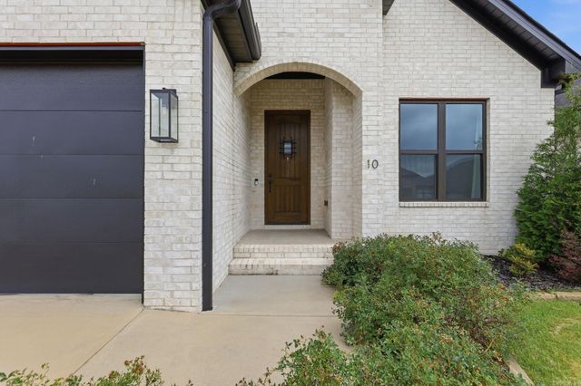 10 Short Leaf Lane, Little Rock, AR 72223
