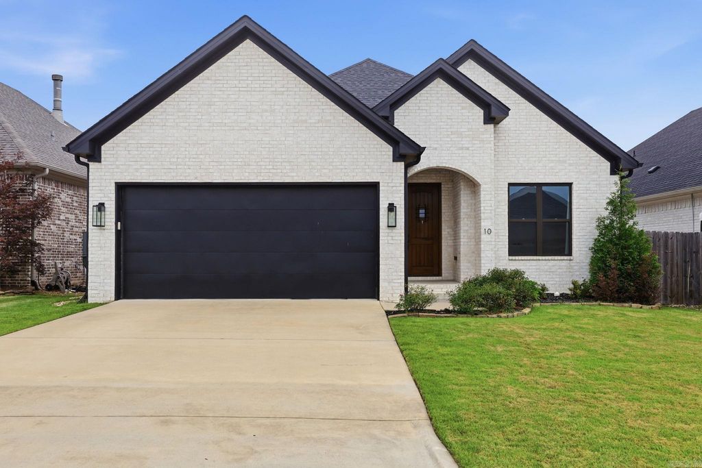 10 Short Leaf Lane, Little Rock, AR 72223