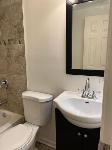 16226 Ashland Avenue, Markham, IL 60428