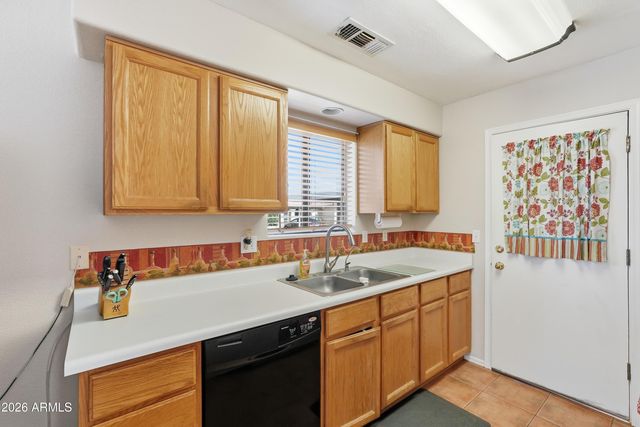 2041 S CLUBHOUSE Drive, Casa Grande, AZ 85194