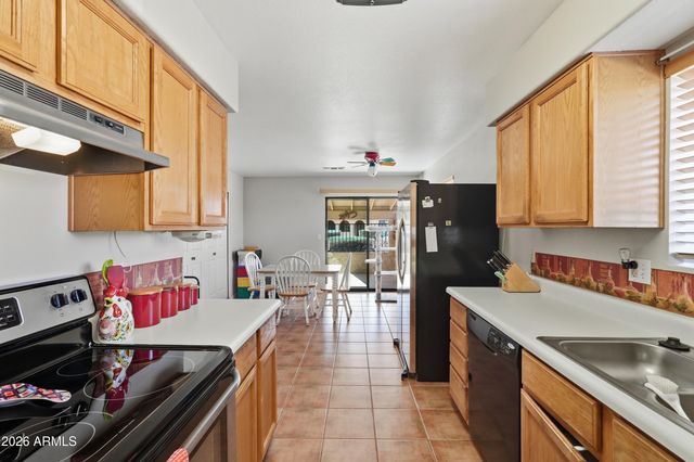 2041 S CLUBHOUSE Drive, Casa Grande, AZ 85194