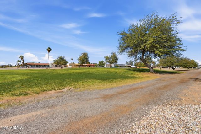 2041 S CLUBHOUSE Drive, Casa Grande, AZ 85194