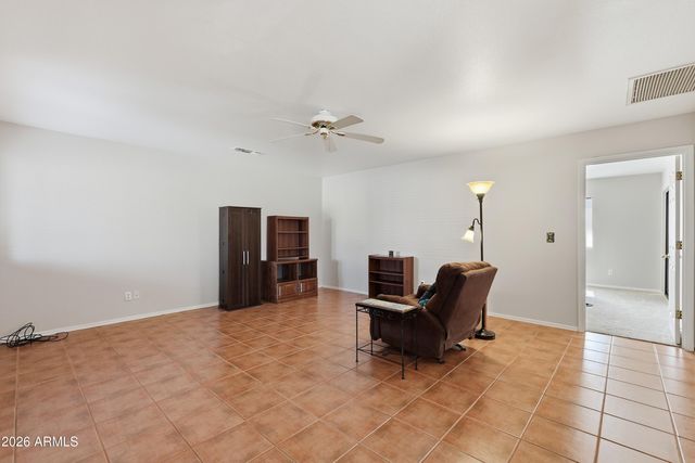 2041 S CLUBHOUSE Drive, Casa Grande, AZ 85194