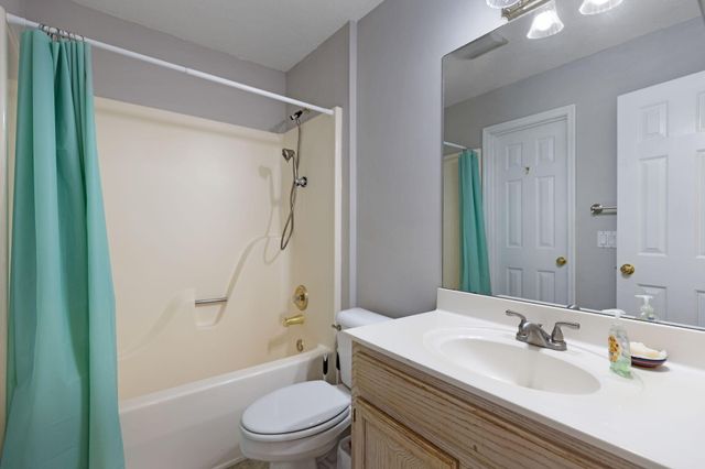 2427 Queens Lace Trail, Chattanooga, TN 37421