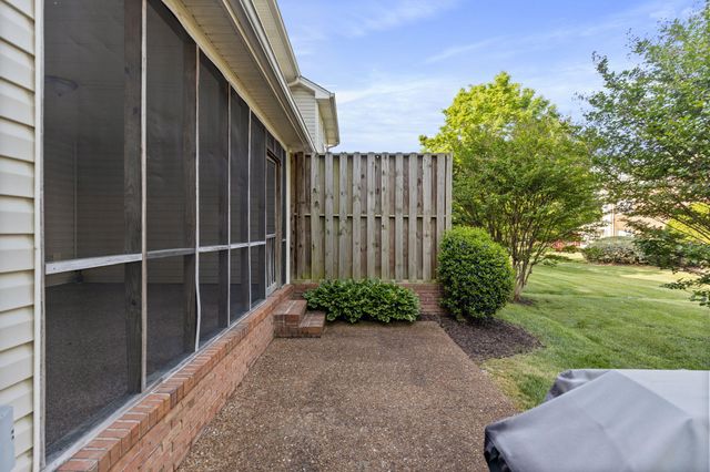 2427 Queens Lace Trail, Chattanooga, TN 37421