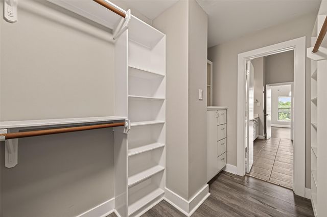 3501 Link Valley Drive 303, Houston, TX 77025
