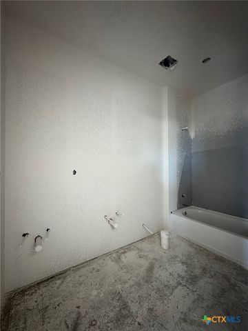 8011 Timber Hollow Lane, Temple, TX 76502