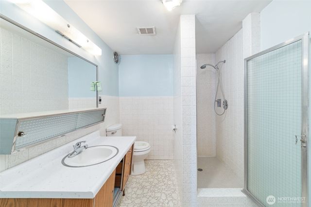 3737 S 194th Street, Seatac, WA 98188