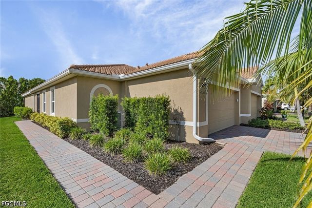 4298 Dutchess Park RD, Fort Myers, FL 33916