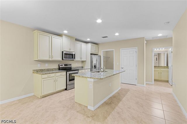 4298 Dutchess Park RD, Fort Myers, FL 33916