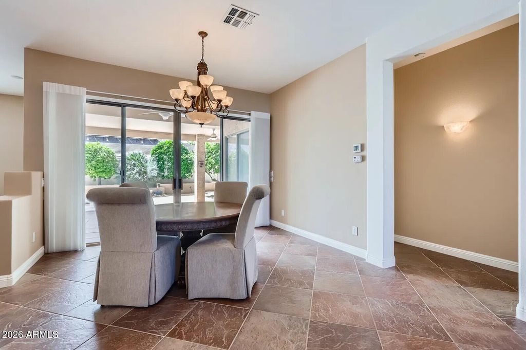 17951 W Sammy Way, Surprise, AZ 85374 — photo 2