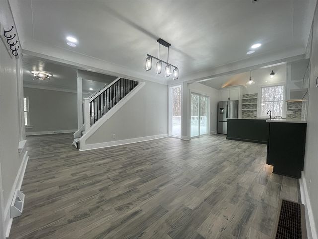 7466 Bunkerhill Road, Jackson, MI 49201